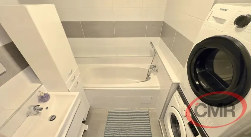 Prodej bytu 2+kk, Praha, Jurkovičova, 58 m2
