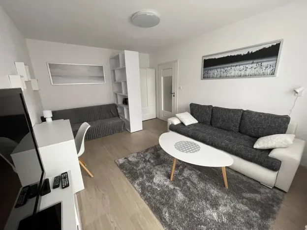 Pronájem bytu 1+1, Žďár nad Sázavou, Dolní, 31 m2