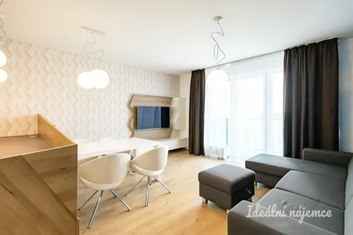 Pronájem bytu 2+kk, Praha - Letňany, Chlebovická, 67 m2