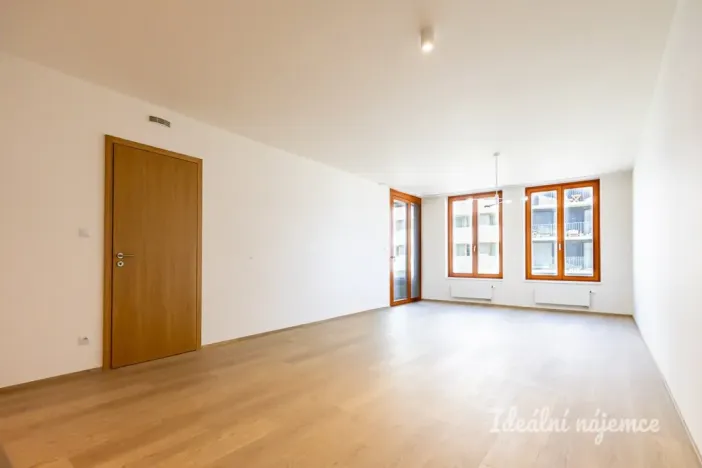 Pronájem bytu 2+kk, Praha - Smíchov, Albrightové, 52 m2