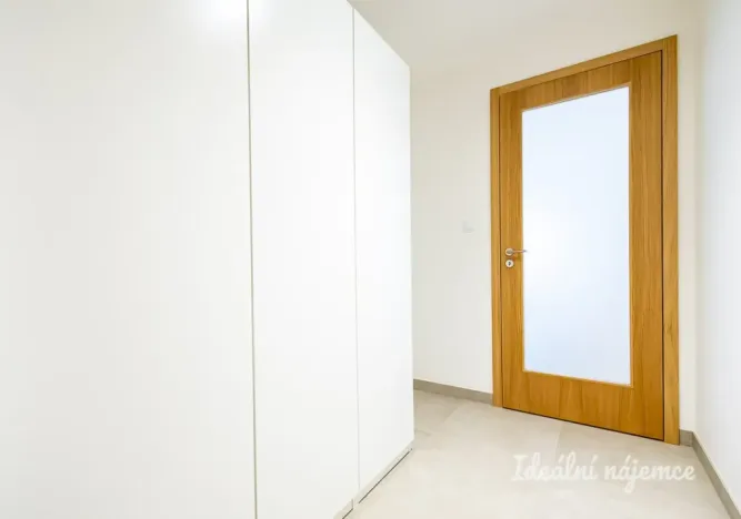Pronájem bytu 2+kk, Praha - Smíchov, Albrightové, 52 m2
