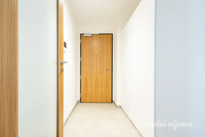 Pronájem bytu 2+kk, Praha - Smíchov, Albrightové, 52 m2