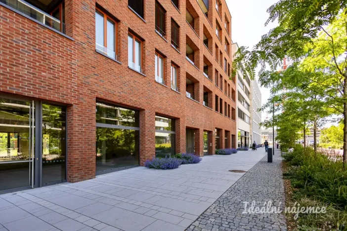 Pronájem bytu 2+kk, Praha - Smíchov, Albrightové, 52 m2