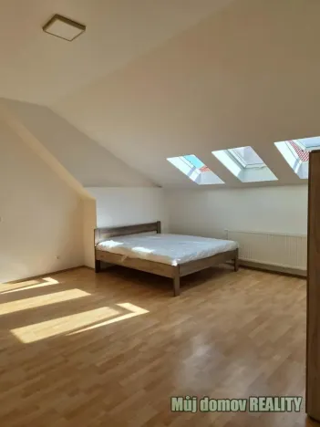 Pronájem bytu 3+kk, Cheb, Svobody, 85 m2