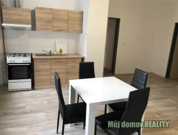 Pronájem bytu 2+kk, Cheb, Svobody, 85 m2