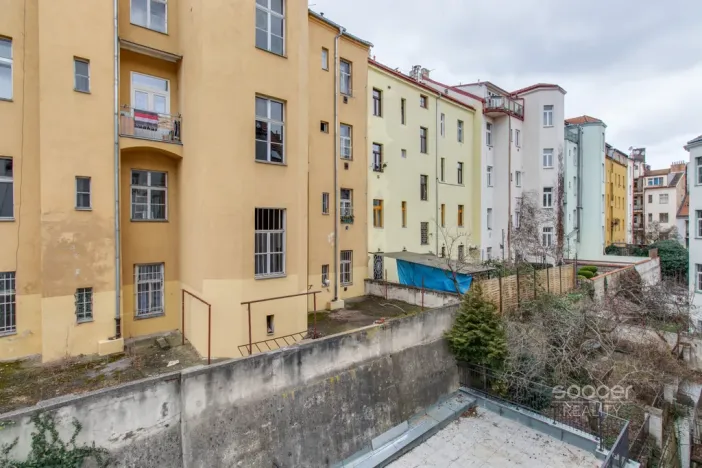 Pronájem bytu 1+kk, Praha - Smíchov, Radlická, 21 m2