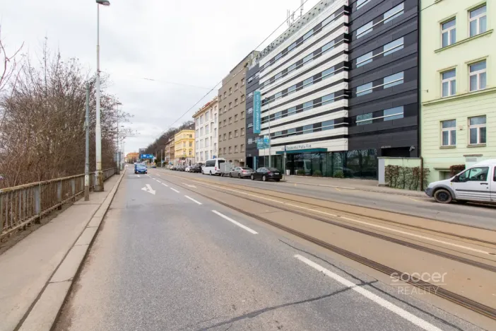 Pronájem bytu 1+kk, Praha - Smíchov, Radlická, 21 m2