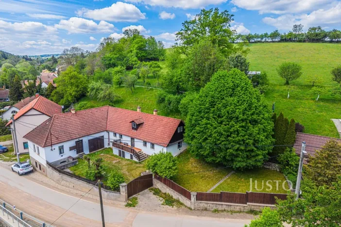 Prodej rodinného domu, Čisovice - Bojov, 137 m2