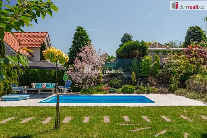 Prodej rodinného domu, Jenišov, Zalomená, 135 m2