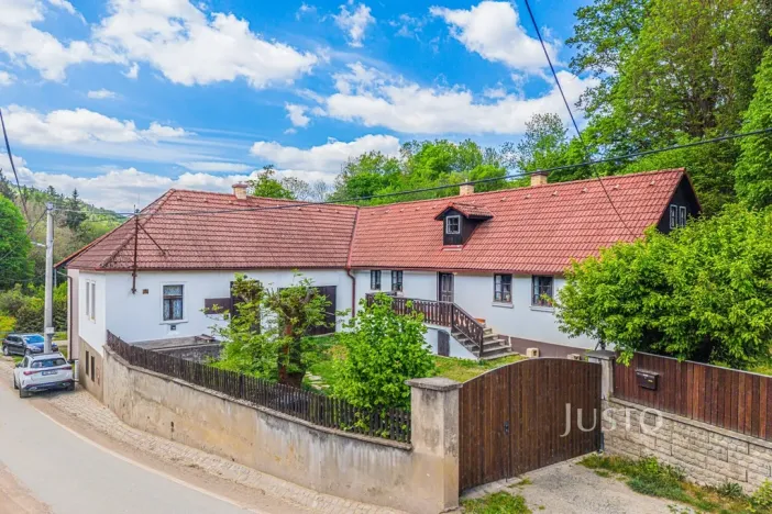 Prodej chalupy, Čisovice - Bojov, 137 m2