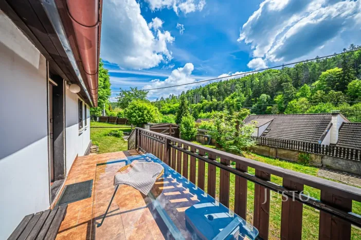Prodej chalupy, Čisovice - Bojov, 137 m2