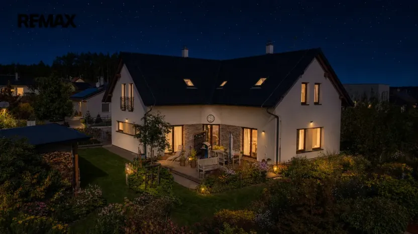 Prodej rodinného domu, Stěžery - Stěžírky, 215 m2