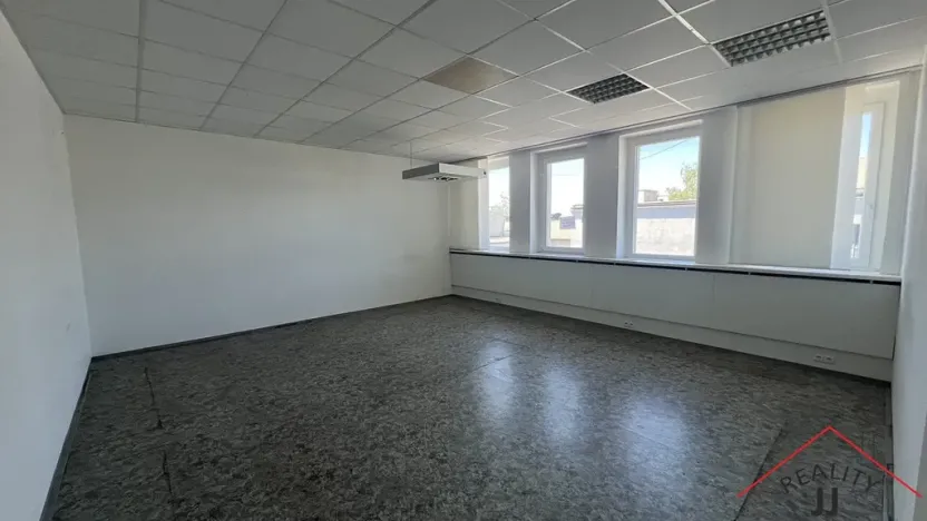 Pronájem skladu, Praha - Hostivař, U továren, 3360 m2