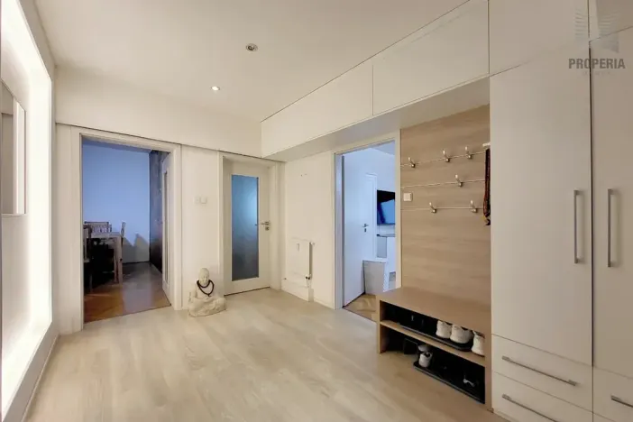 Prodej bytu 3+1, Kuřim, Školní, 102 m2