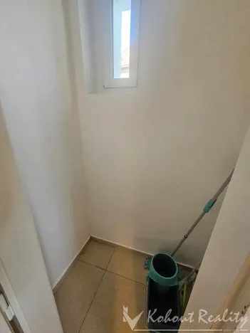 Pronájem bytu 2+kk, Praha - Strašnice, Nedvězská, 53 m2