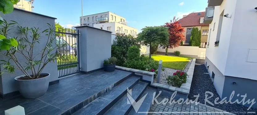 Pronájem bytu 2+kk, Praha - Strašnice, Nedvězská, 53 m2