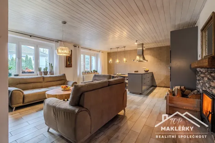 Prodej rodinného domu, Chotutice, Průběžná, 122 m2