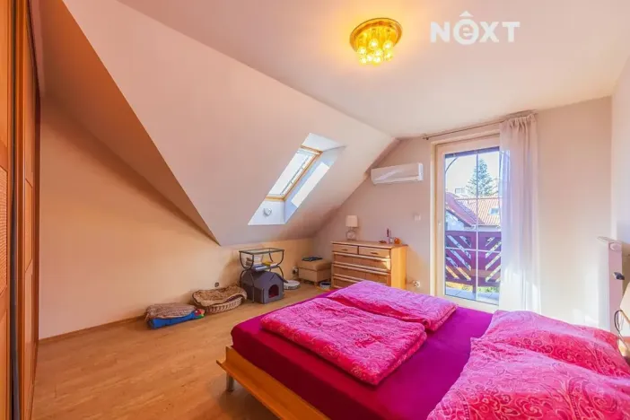 Prodej vily, Praha - Uhříněves, Merkurova, 420 m2