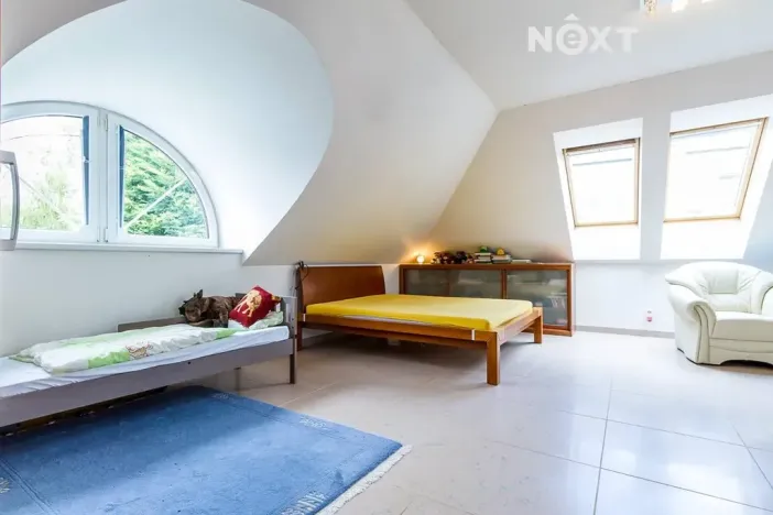 Prodej vily, Praha - Uhříněves, Merkurova, 420 m2