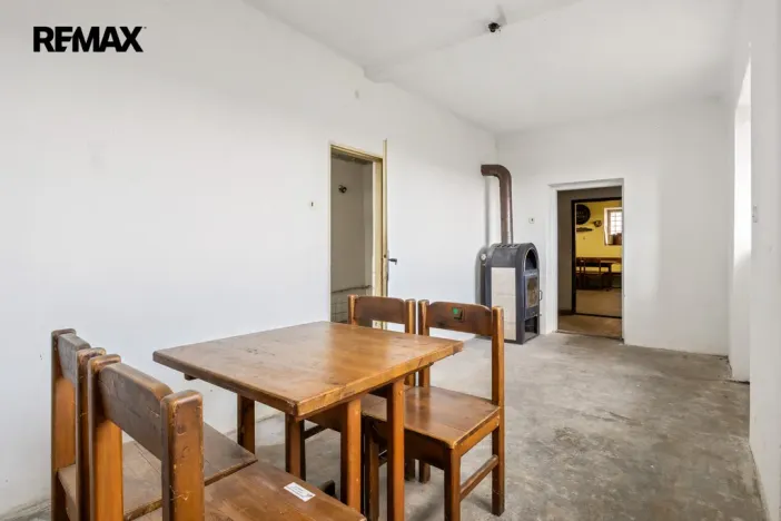 Prodej skladu, Milín, Nádražní, 129 m2