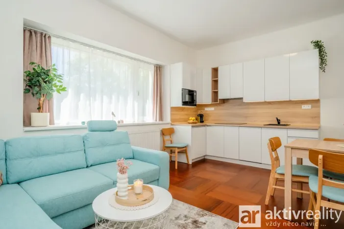 Pronájem bytu 2+kk, Praha - Libeň, Nad Rokoskou, 38 m2