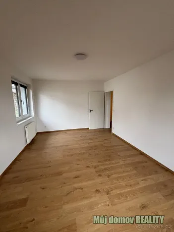 Pronájem rodinného domu, Praha - Klánovice, Smidarská, 120 m2