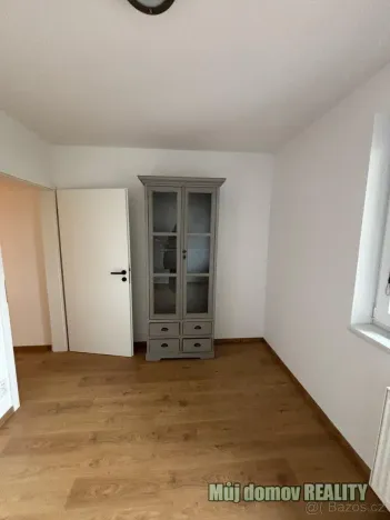 Pronájem rodinného domu, Praha - Klánovice, Smidarská, 120 m2