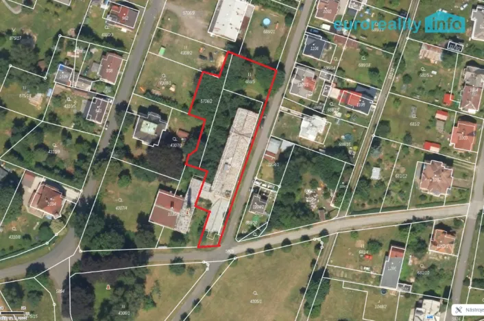Prodej výrobních prostor, Mikulášovice, 1450 m2