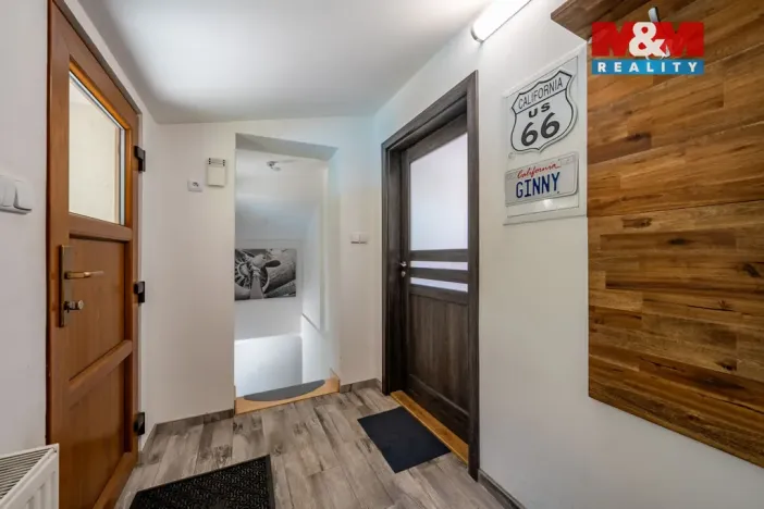Prodej rodinného domu, Janov nad Nisou - Loučná nad Nisou, 340 m2