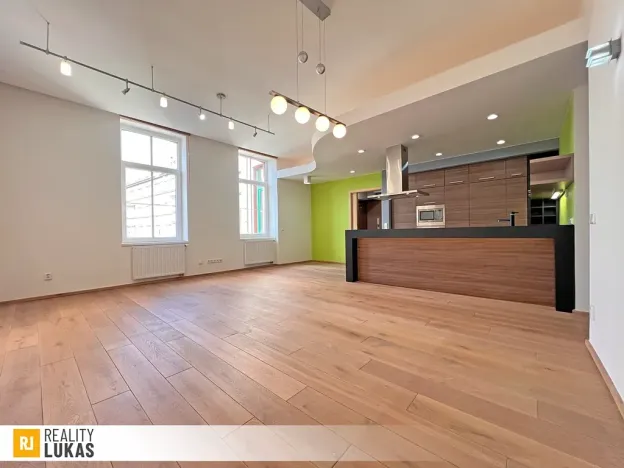 Pronájem kanceláře, Ostrava, Mírová, 95 m2