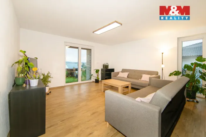 Prodej rodinného domu, Luženičky - Luženice, 124 m2
