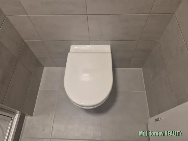 Pronájem bytu 2+kk, Praha - Hostivař, U továren, 31 m2