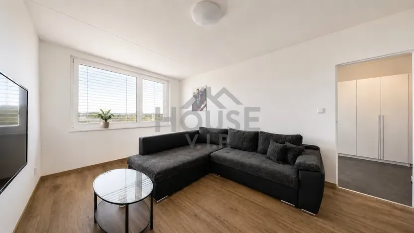 Prodej bytu 2+kk, Praha, K rovinám, 46 m2