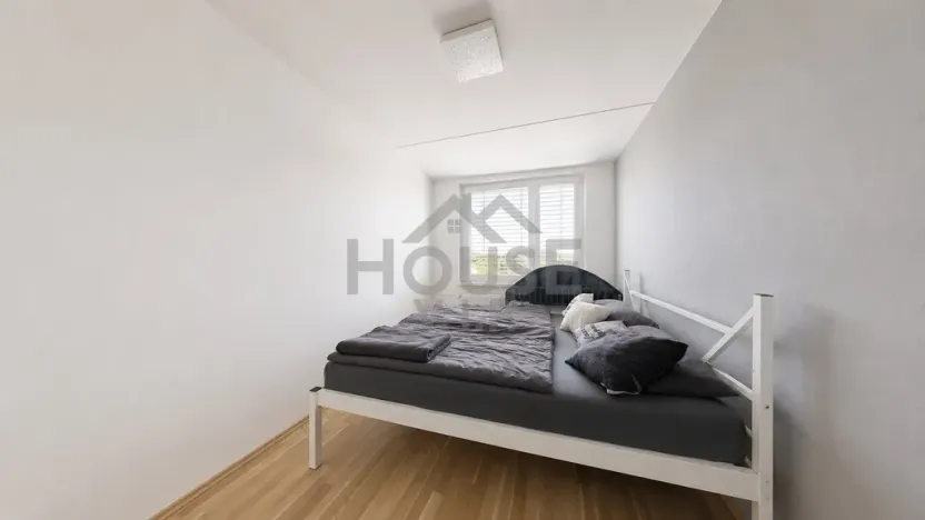 Prodej bytu 2+kk, Praha, K rovinám, 46 m2
