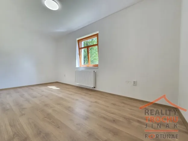 Prodej rodinného domu, Stárkov, 230 m2