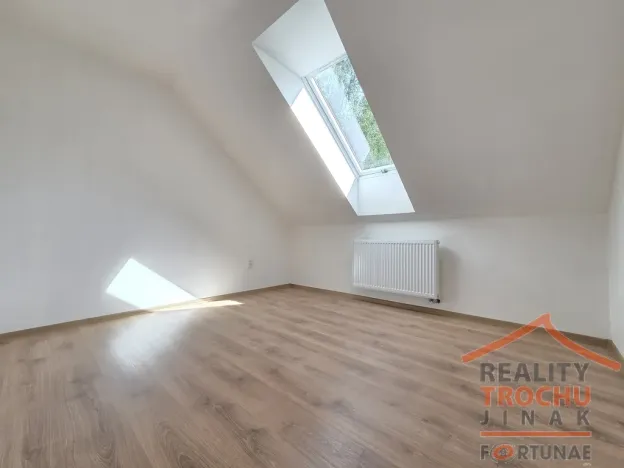 Prodej rodinného domu, Stárkov, 230 m2