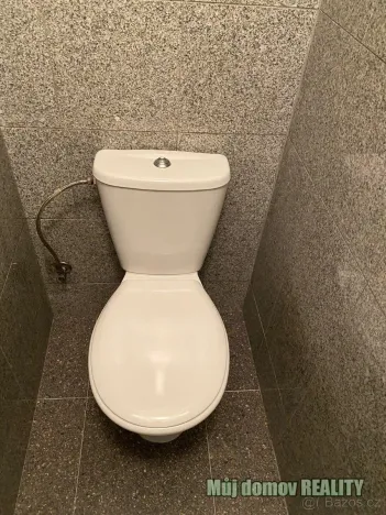 Pronájem bytu 1+kk, Praha - Vysočany, Freyova, 22 m2