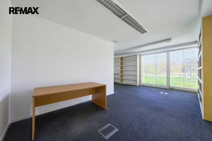 Prodej skladu, Chroustovice, 700 m2