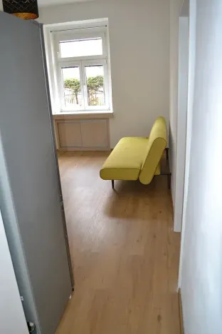 Pronájem bytu 2+kk, Praha - Michle, Prostřední, 43 m2
