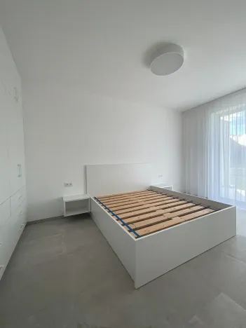 Pronájem bytu 2+kk, Hajany, 50 m2