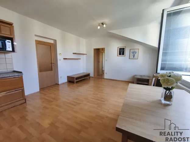 Pronájem bytu 2+kk, Holešov, Novosady, 52 m2