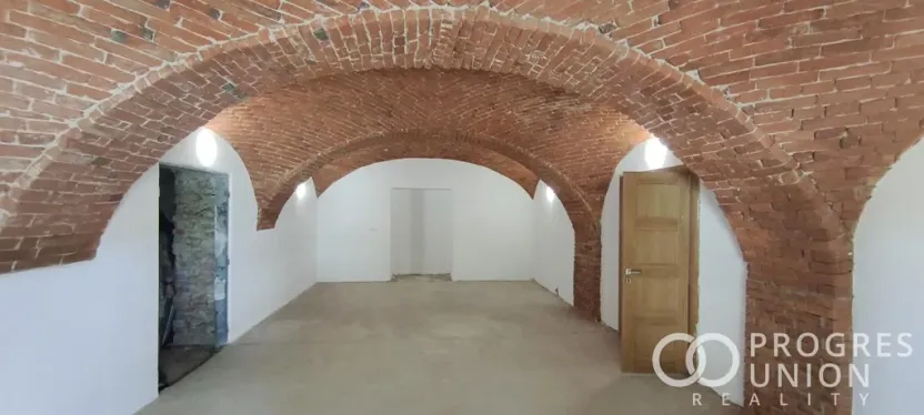 Pronájem skladu, Zašová, 330 m2