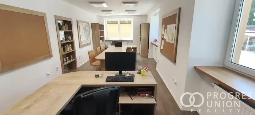 Pronájem skladu, Zašová, 330 m2