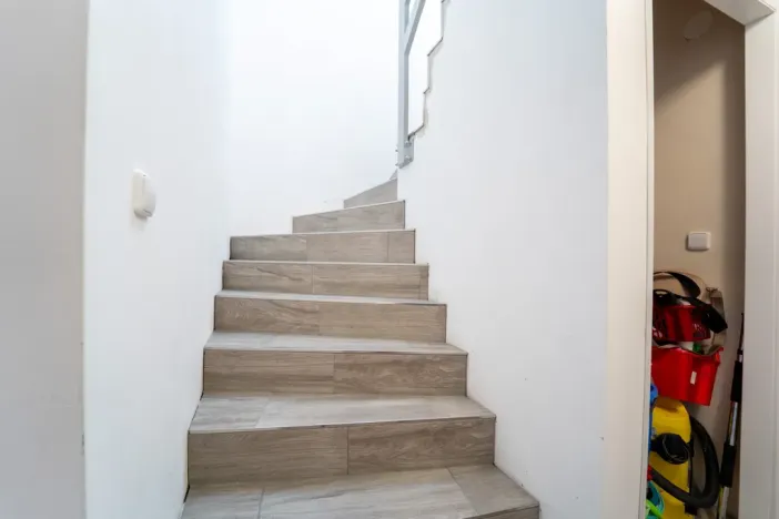 Prodej rodinného domu, Popovičky, Pod Skalkou, 185 m2