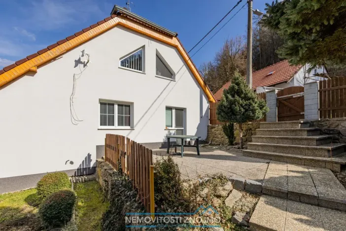 Prodej vícegeneračního domu, Jevišovice, 350 m2