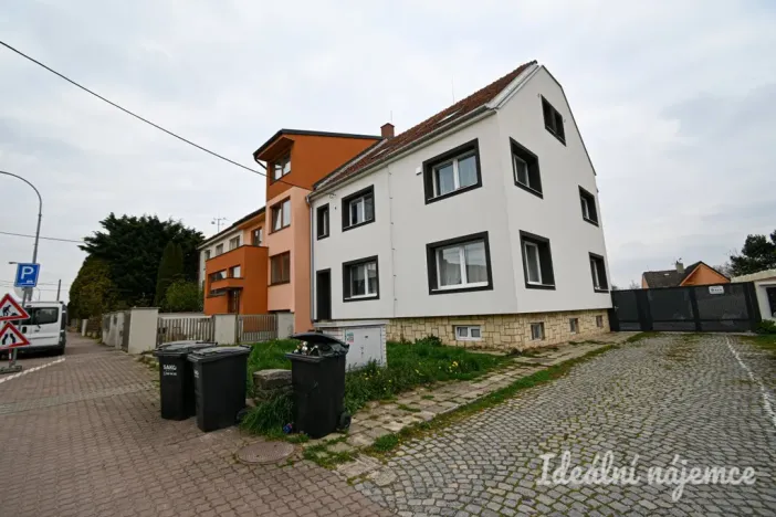 Pronájem bytu 1+kk, Brno, Hostislavova, 22 m2