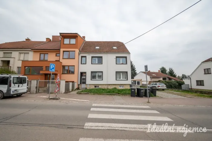 Pronájem bytu 1+kk, Brno - Žebětín, Hostislavova, 22 m2