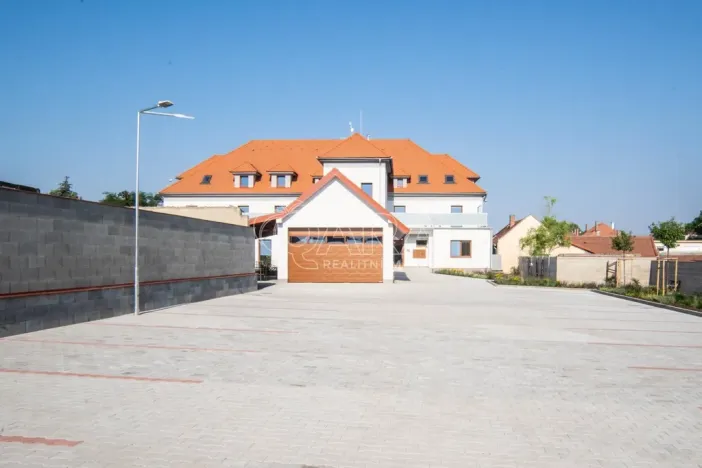 Pronájem bytu 1+kk, Neratovice - Byškovice, Pražská, 21 m2