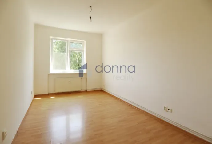 Pronájem bytu 2+kk, Praha, Podbabská, 47 m2