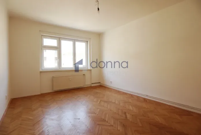 Pronájem bytu 2+kk, Praha, Podbabská, 47 m2